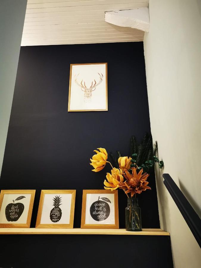 Domaine De L'Esperance, Chambre Rose Bed & Breakfast Bersaillin ภายนอก รูปภาพ