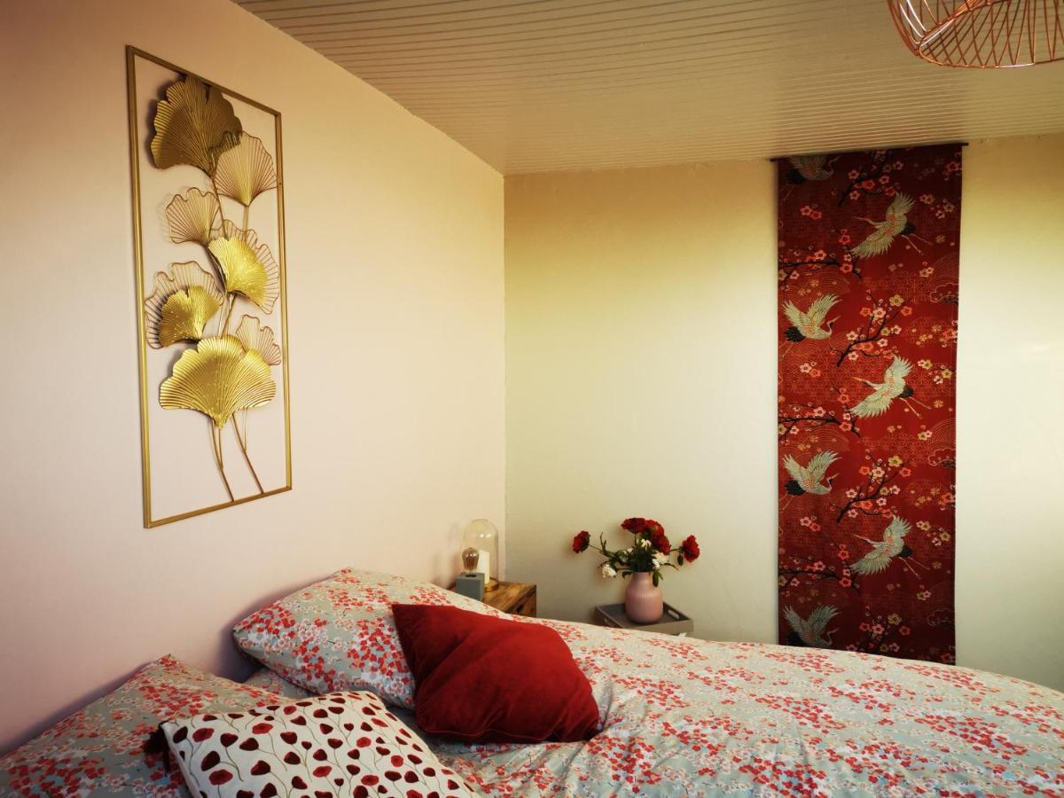 Domaine De L'Esperance, Chambre Rose Bed & Breakfast Bersaillin ภายนอก รูปภาพ